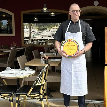 ゲストハウス Casa Bianca Maison Blanche サン・フロラン