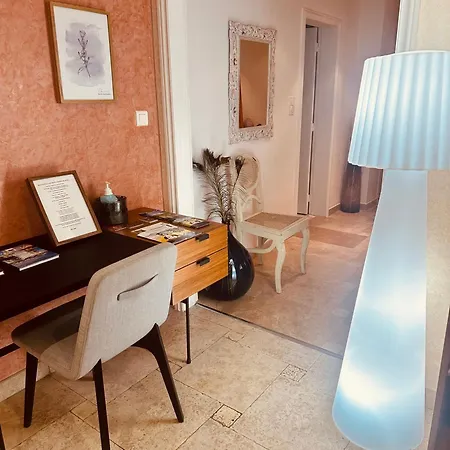 Casa Bianca Maison Blanche Guest house *