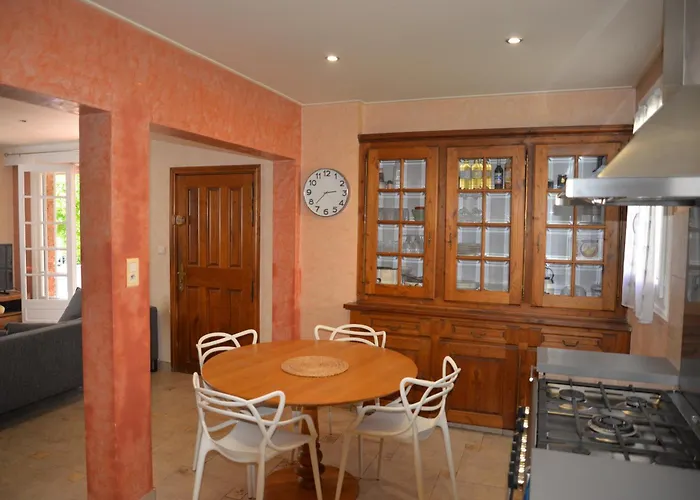 Casa Bianca Maison Blanche Pensión 4*